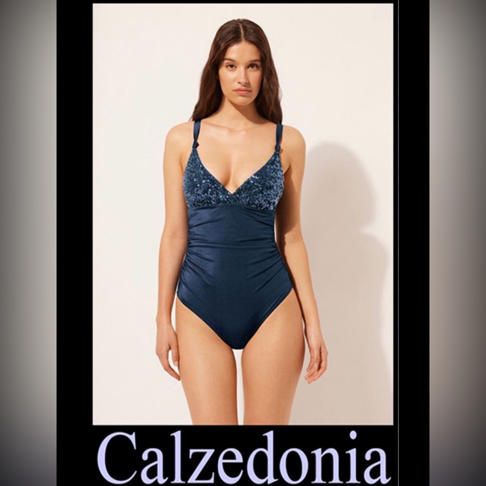 Calzedonia navy one-piece padded Shapewear swimsuit with sequins women’s size L